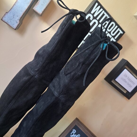 Like New STUART WIETZMAN Over the Knee Suede Boots sz 8 - Picture 15 of 16